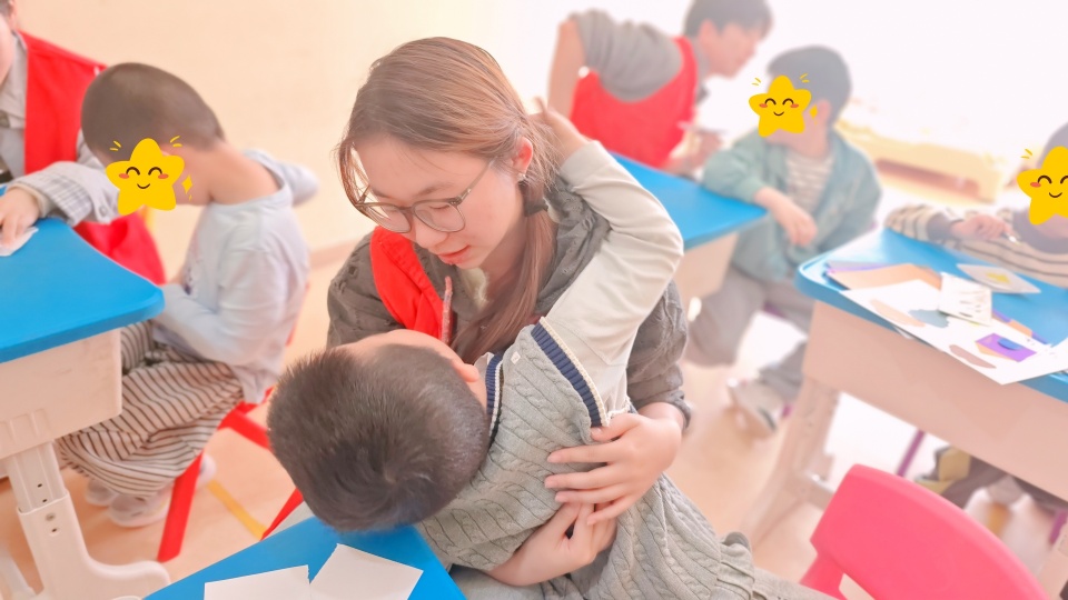 心之初特教学校联合武汉学院永冀服务队开展融合教育活动：用爱守护“星星的孩子”
